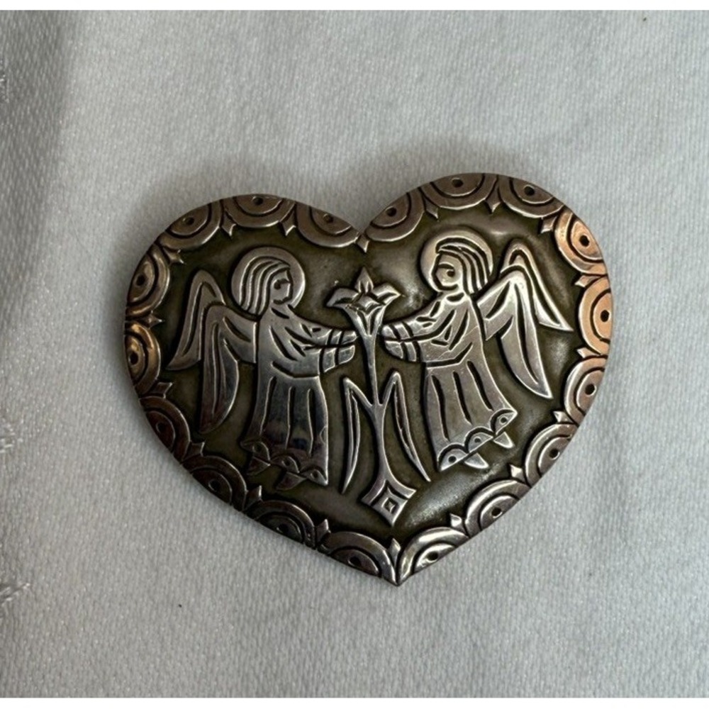 James Avery Sterling Silver Angel Heart Brooch Pendant Vintage Retired